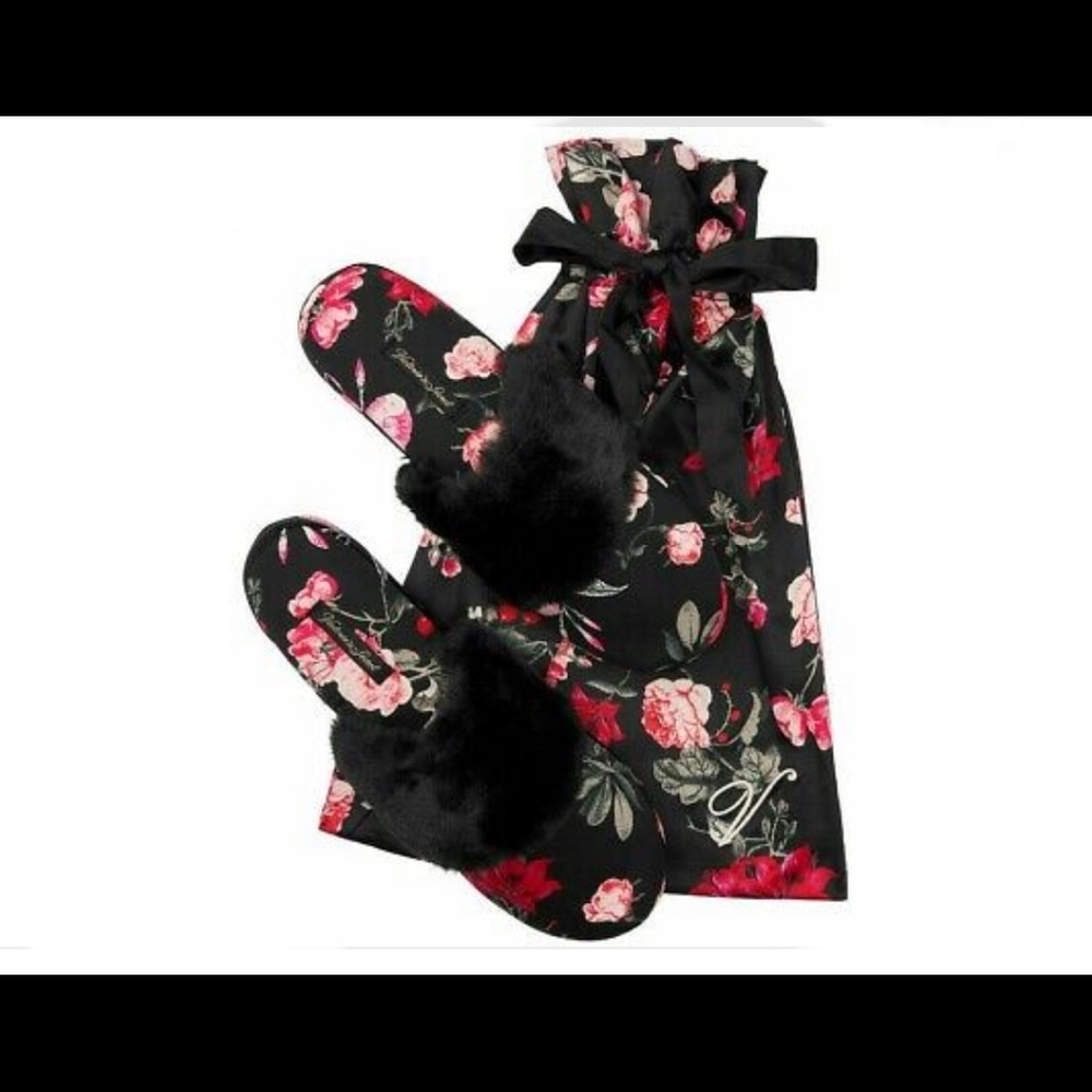 NWT Victoria Secret Slippers